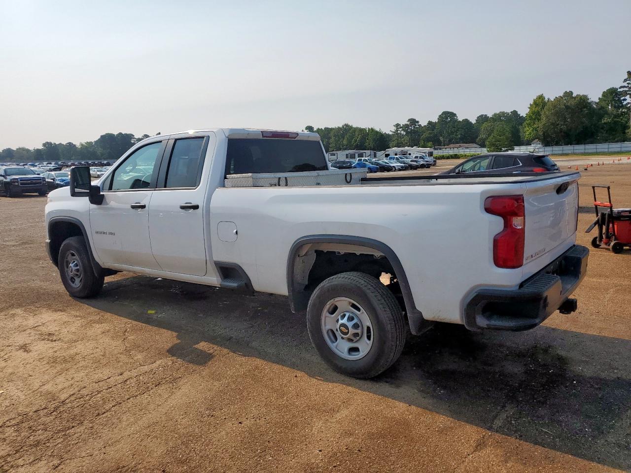 2024 CHEVROLET Silverado