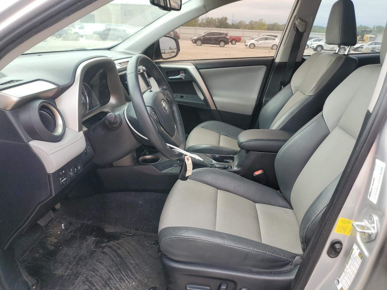 2015 TOYOTA RAV4