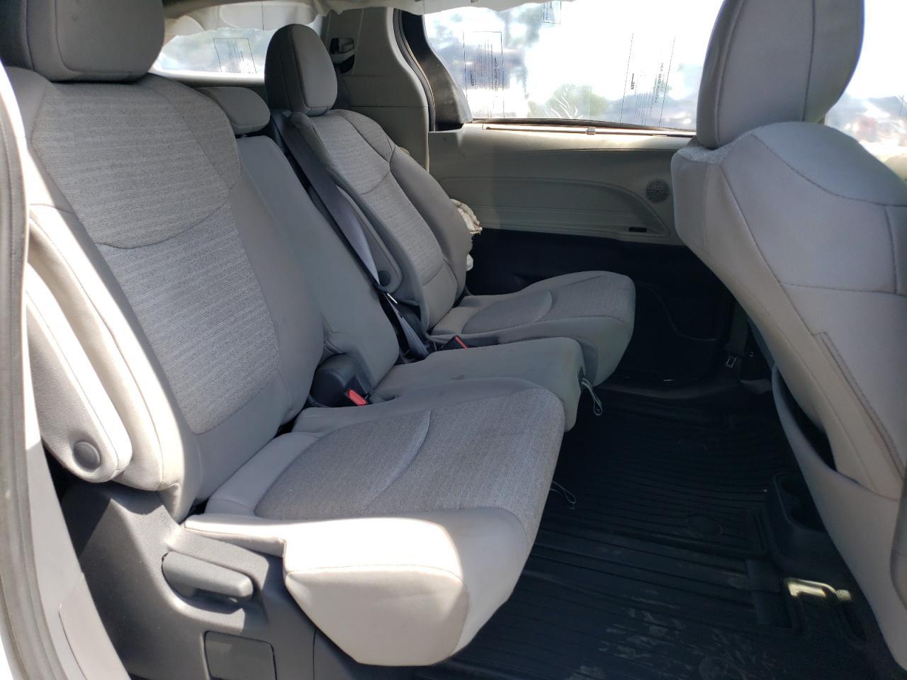 2023 TOYOTA SIENNA