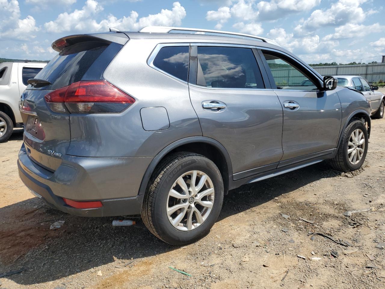 2018 NISSAN ROGUE
