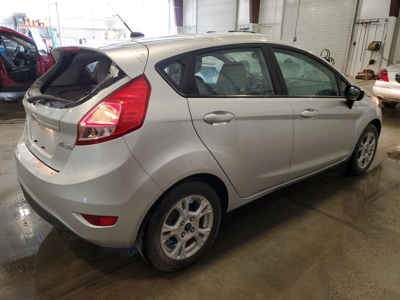2014 FORD Fiesta