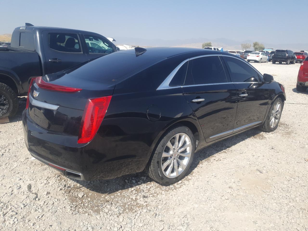 2017 CADILLAC XTS