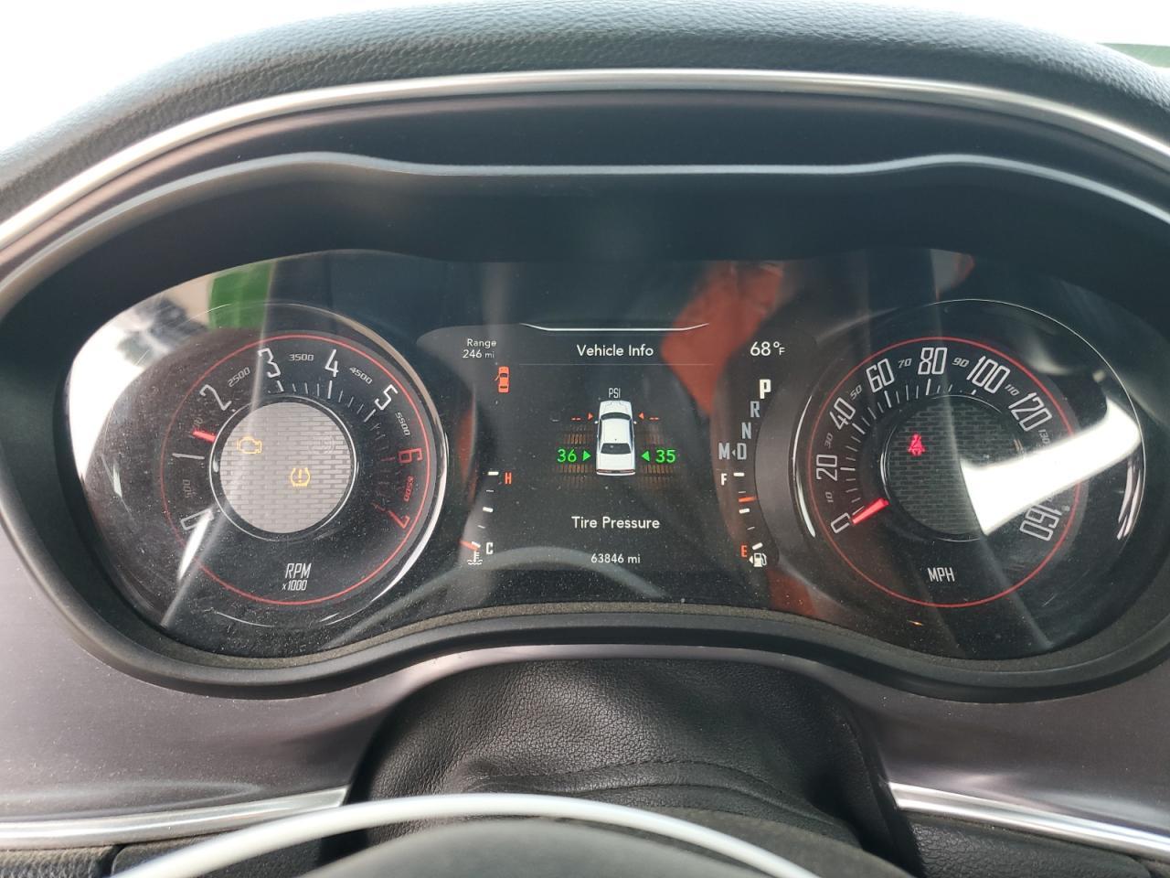 2017 DODGE Challenger