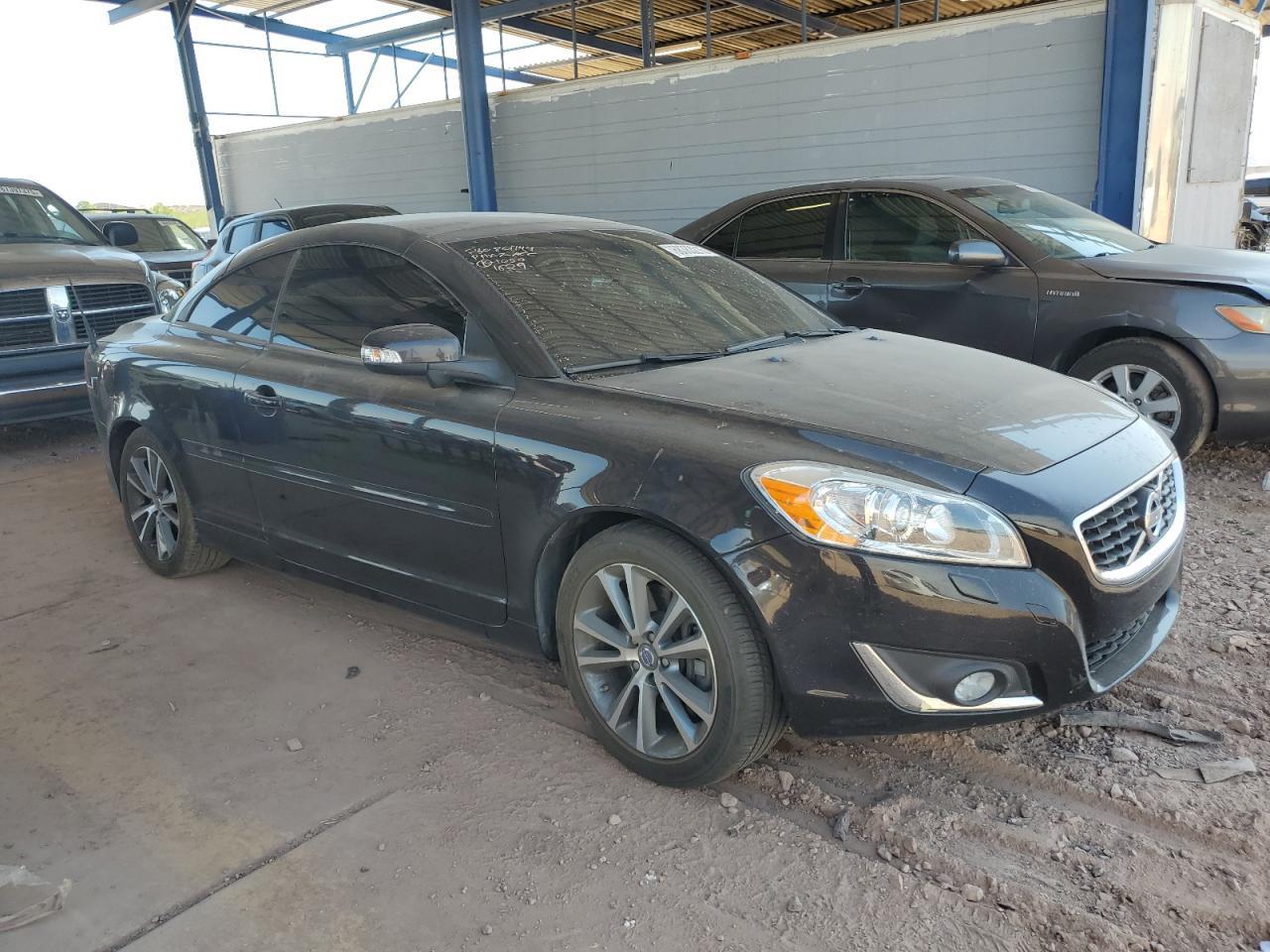 2013 VOLVO C70