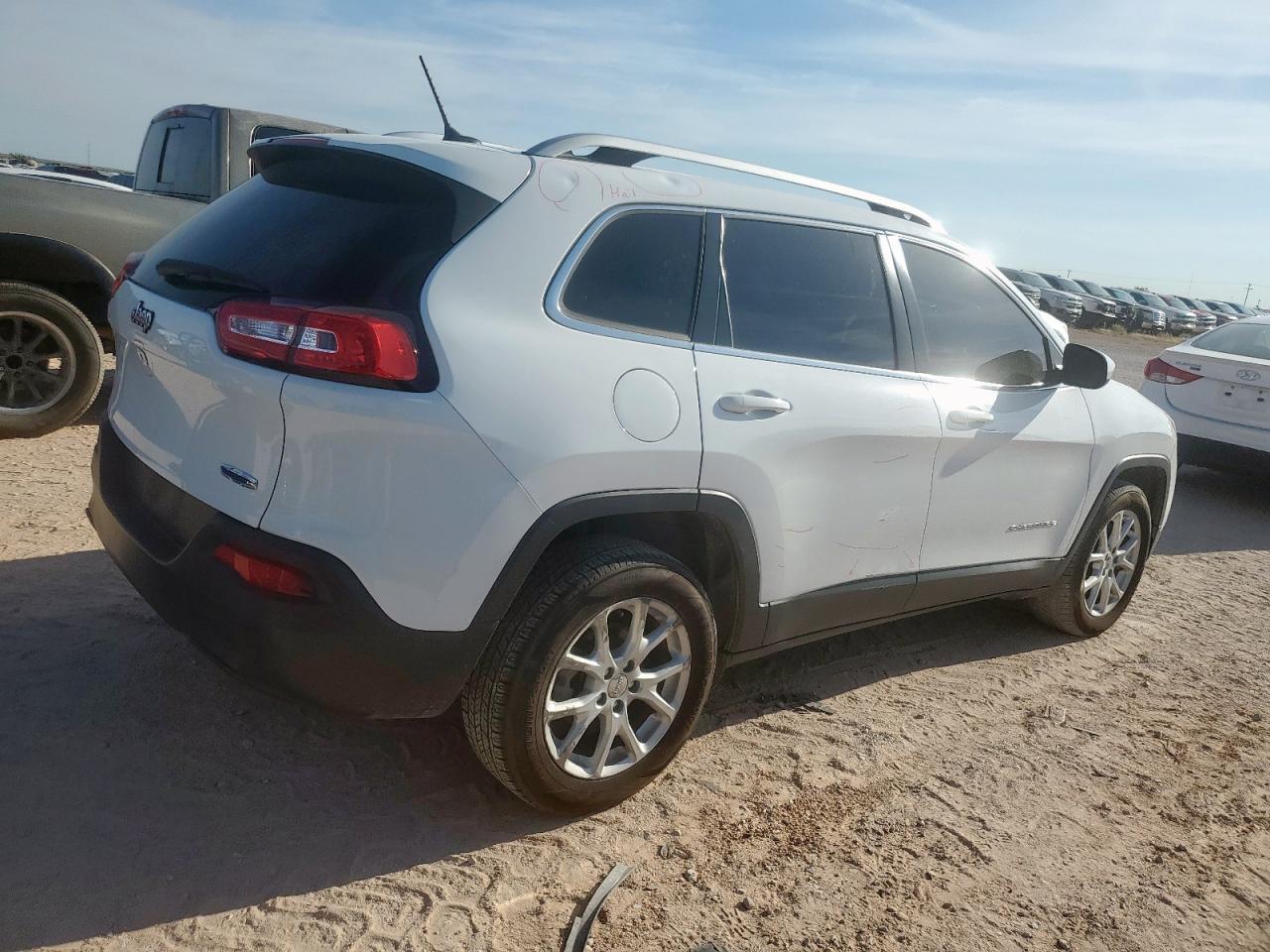 2018 JEEP CHEROKEE