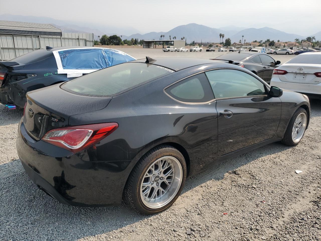 2013 HYUNDAI GENESIS