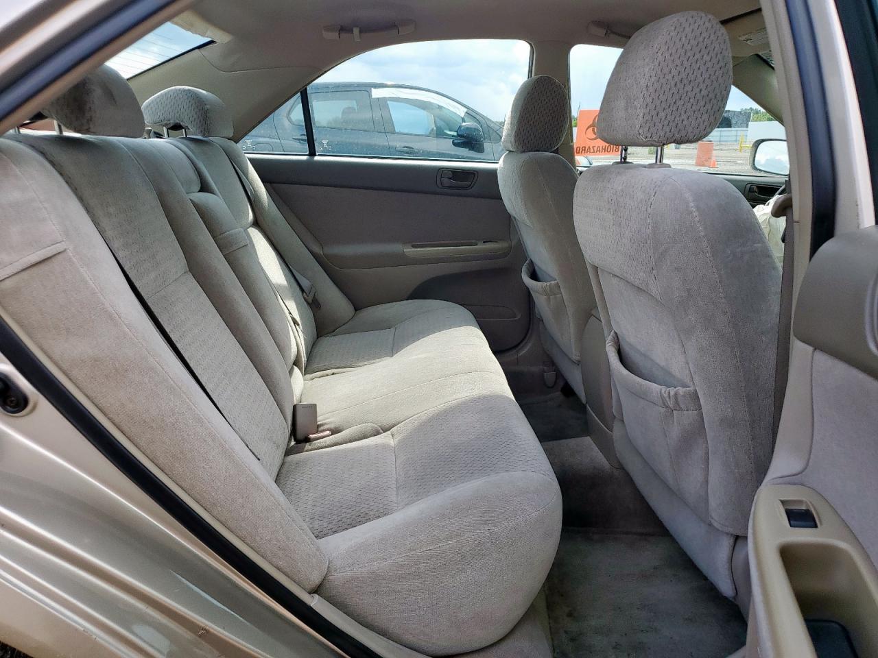 2004 TOYOTA CAMRY