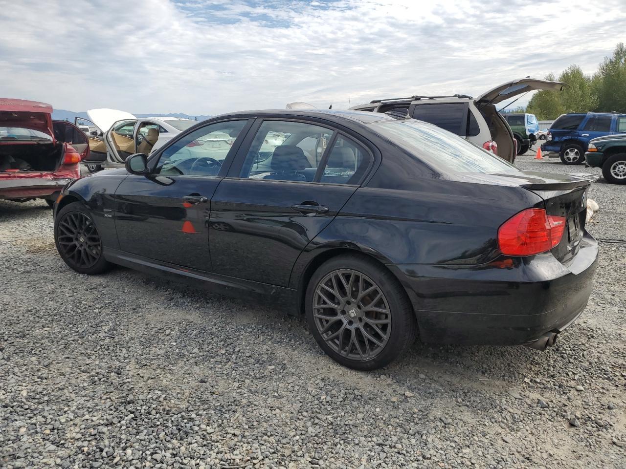 2011 BMW 3 SERIES