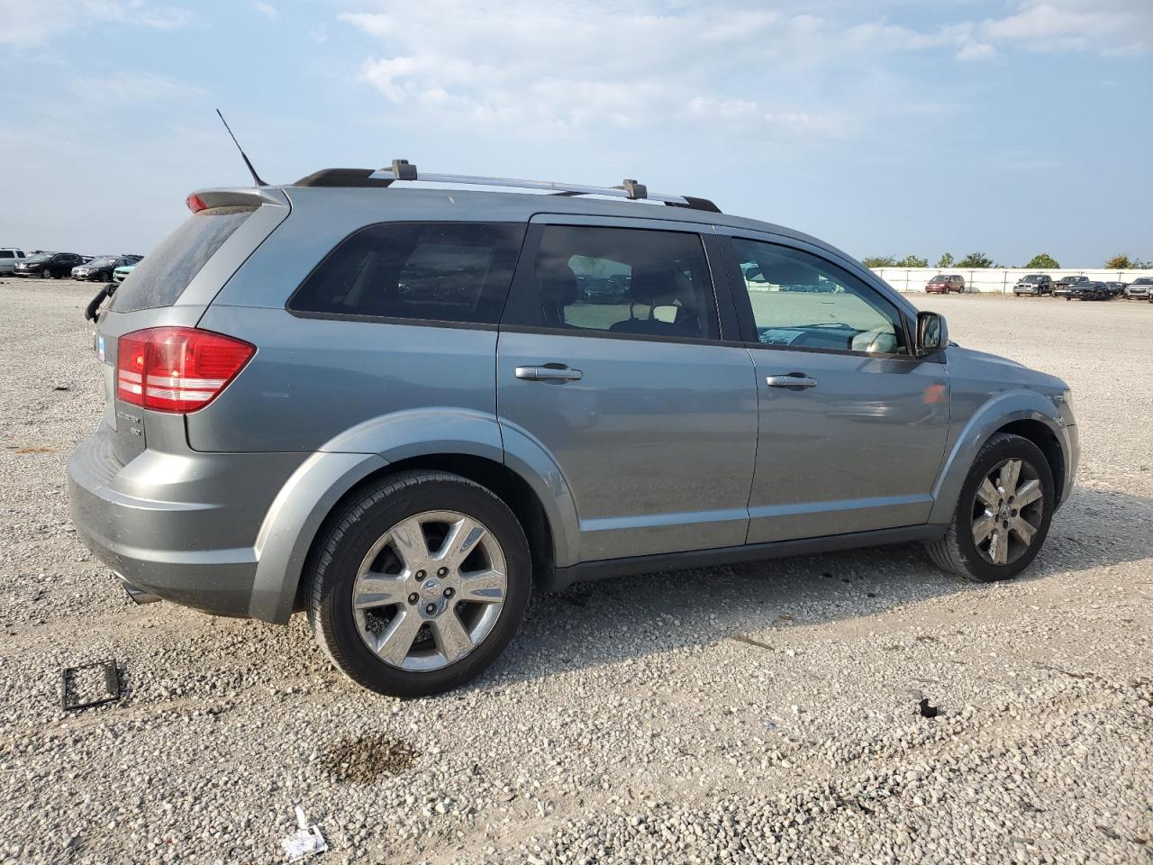 2010 DODGE JOURNEY