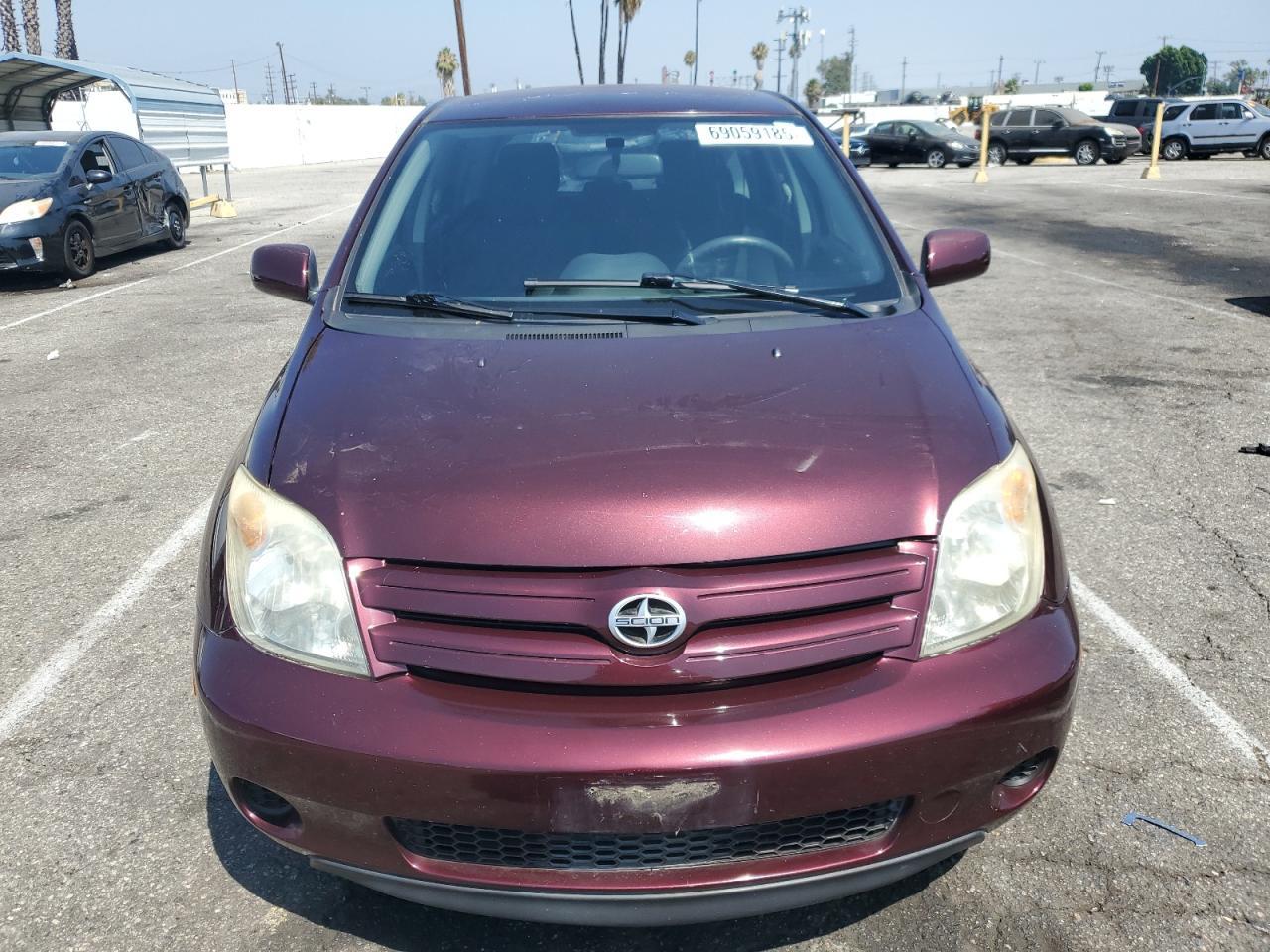 2004 TOYOTA SCION