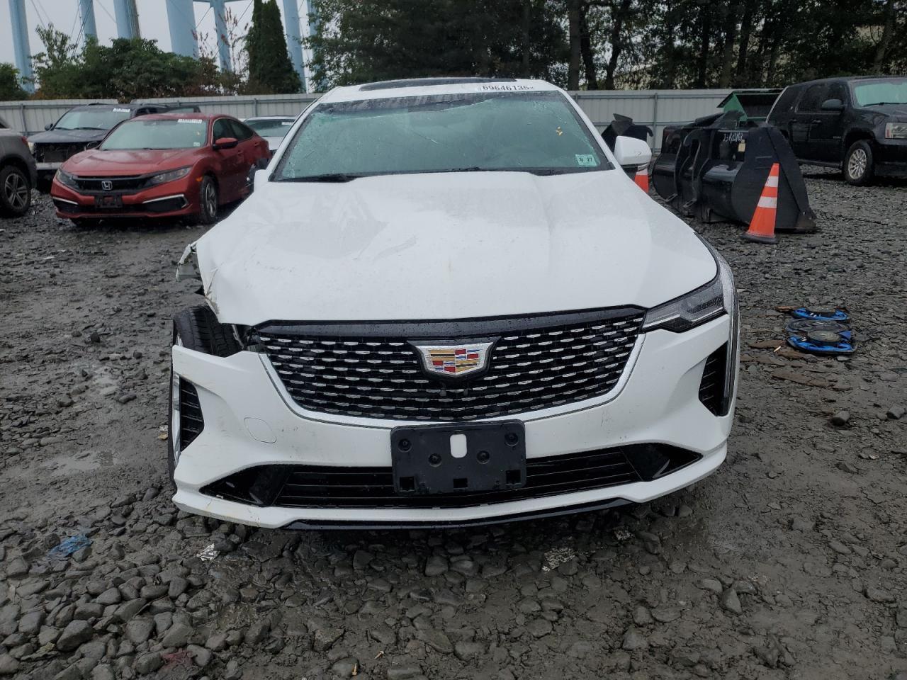 2022 CADILLAC CT4
