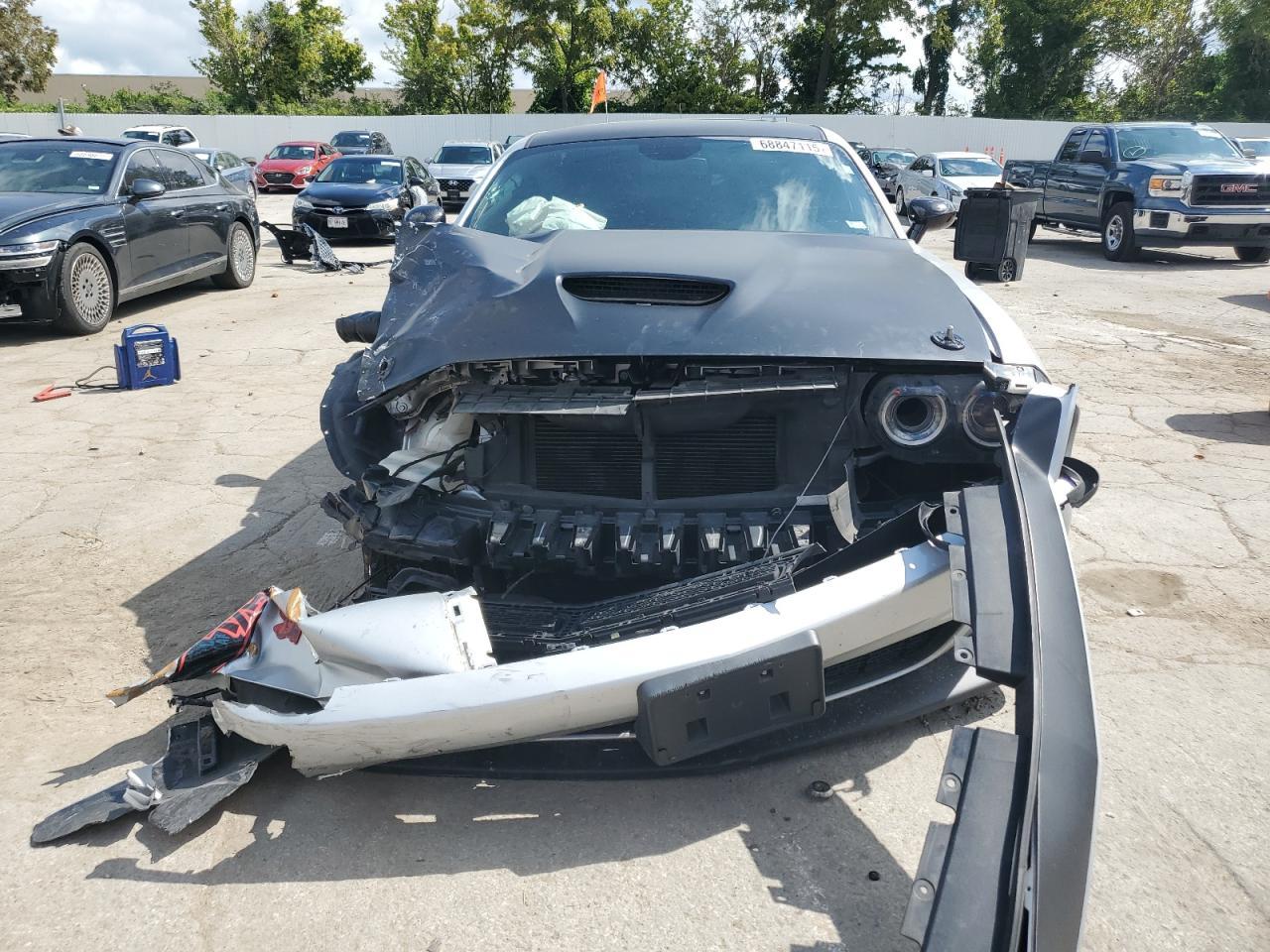2020 DODGE Challenger