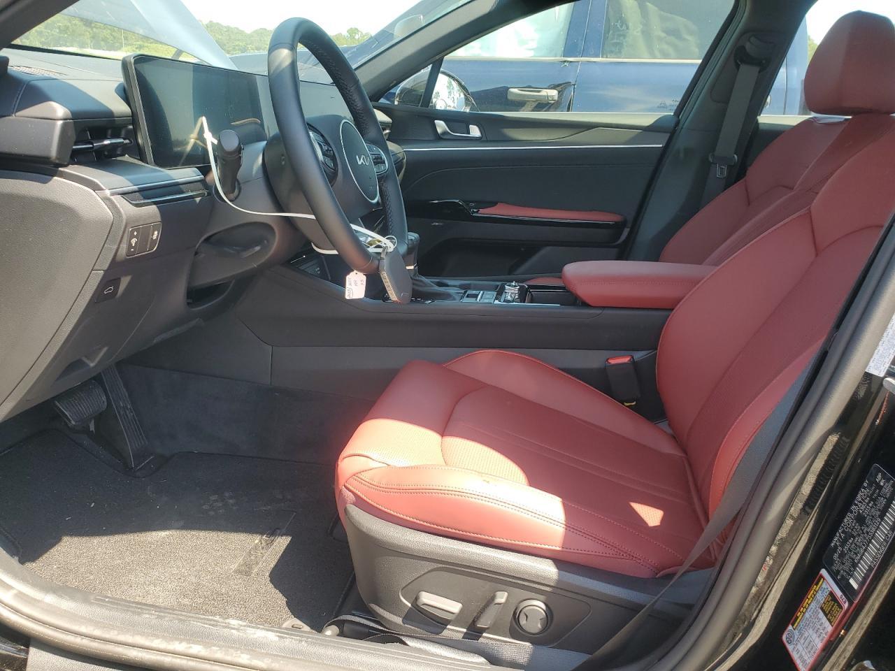 2025 KIA K5