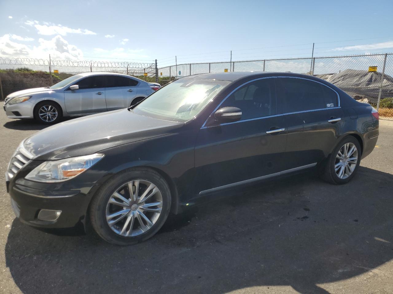 2009 HYUNDAI GENESIS