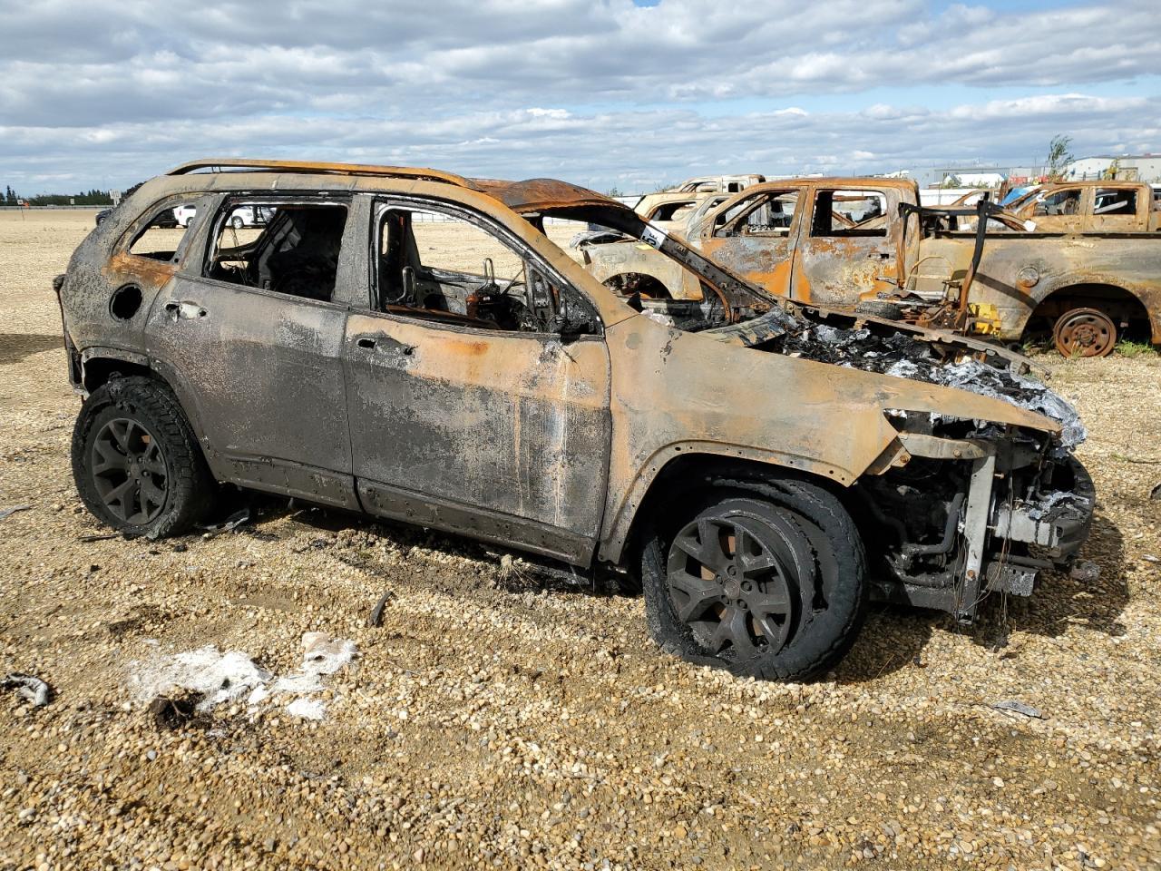 2016 JEEP CHEROKEE