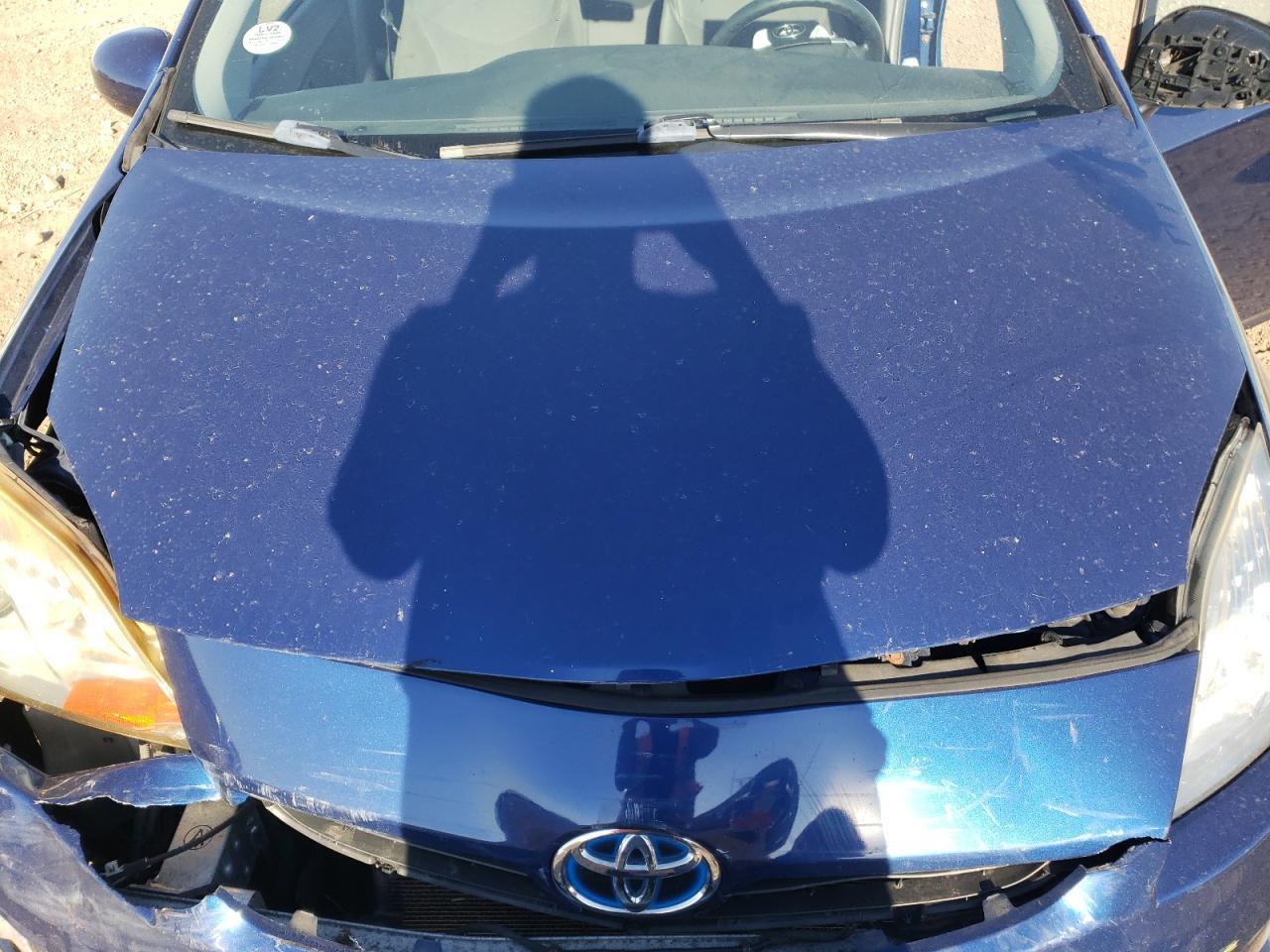 2011 TOYOTA PRIUS