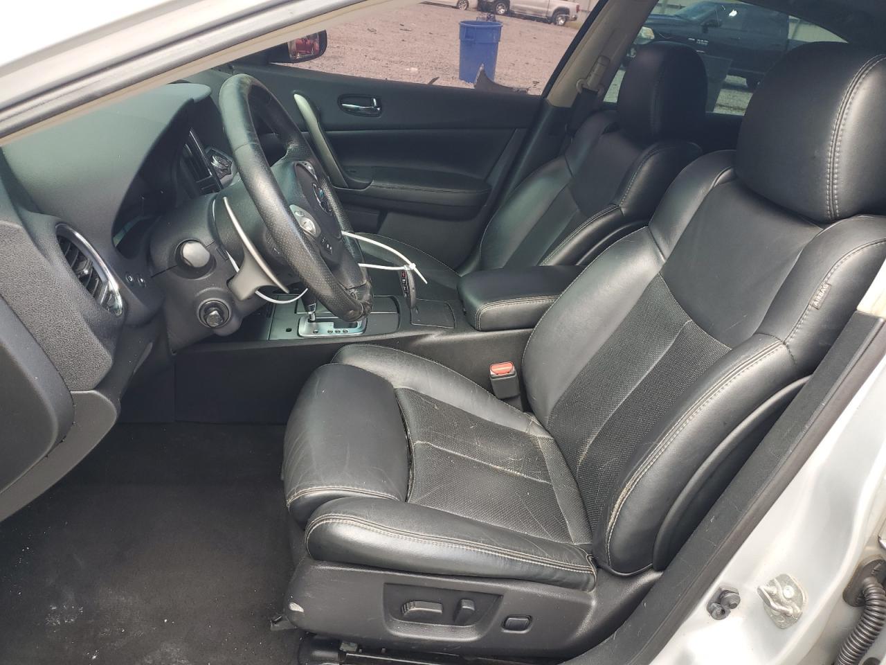 2012 NISSAN Maxima