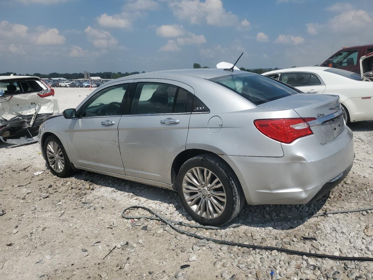 2012 CHRYSLER 200