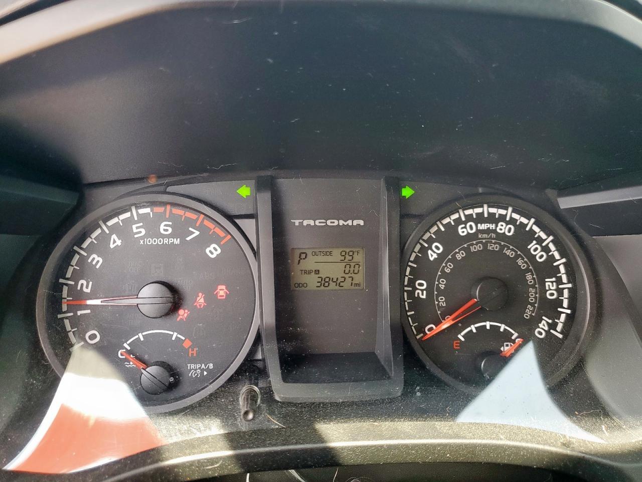 2016 TOYOTA TACOMA