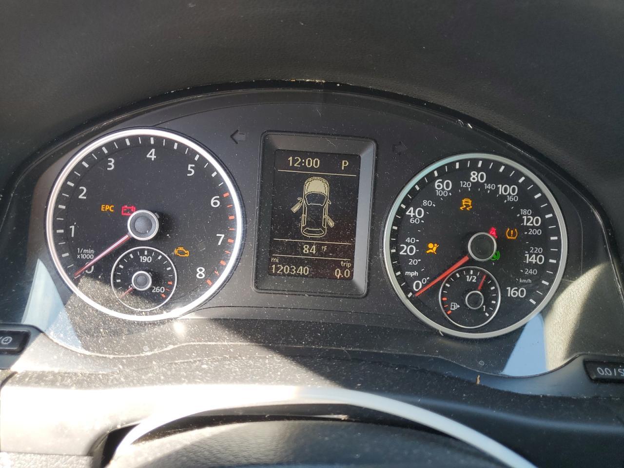 2015 VOLKSWAGEN TIGUAN