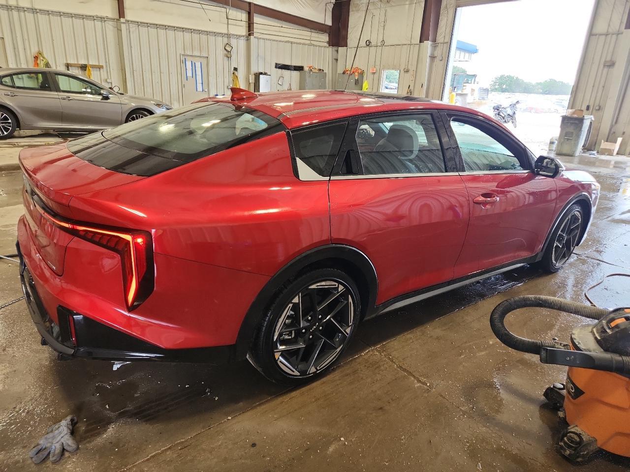 2025 KIA K4