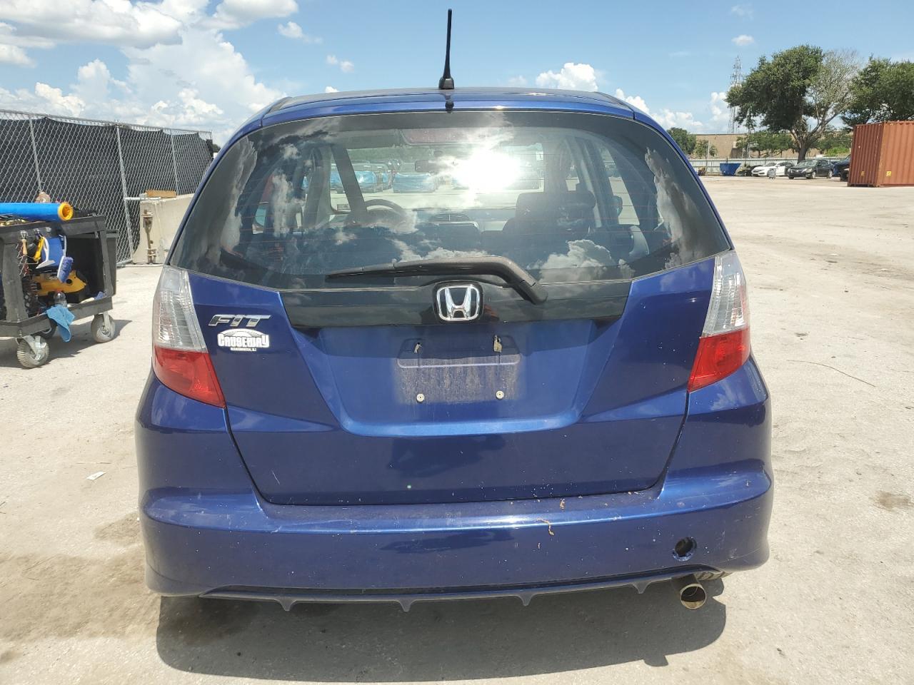 2011 HONDA FIT