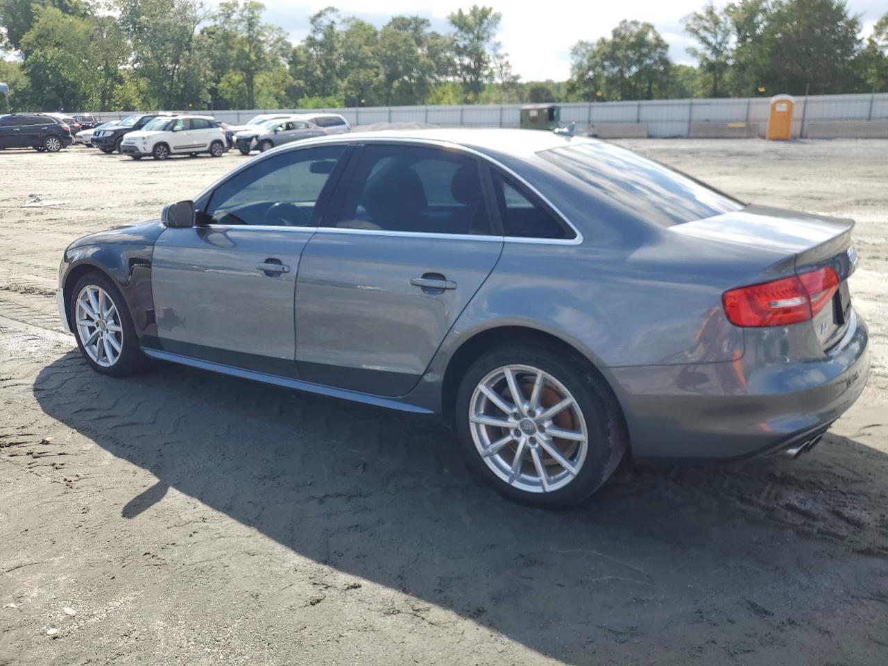 2015 AUDI A4
