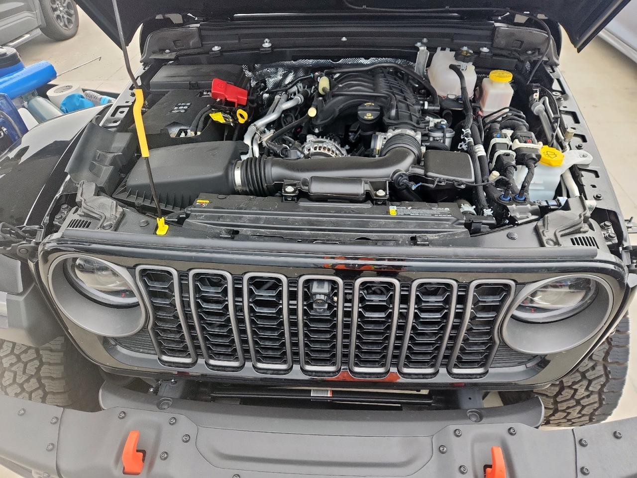 2025 JEEP Gladiator