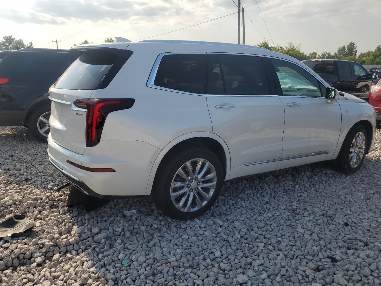 2023 CADILLAC XT6