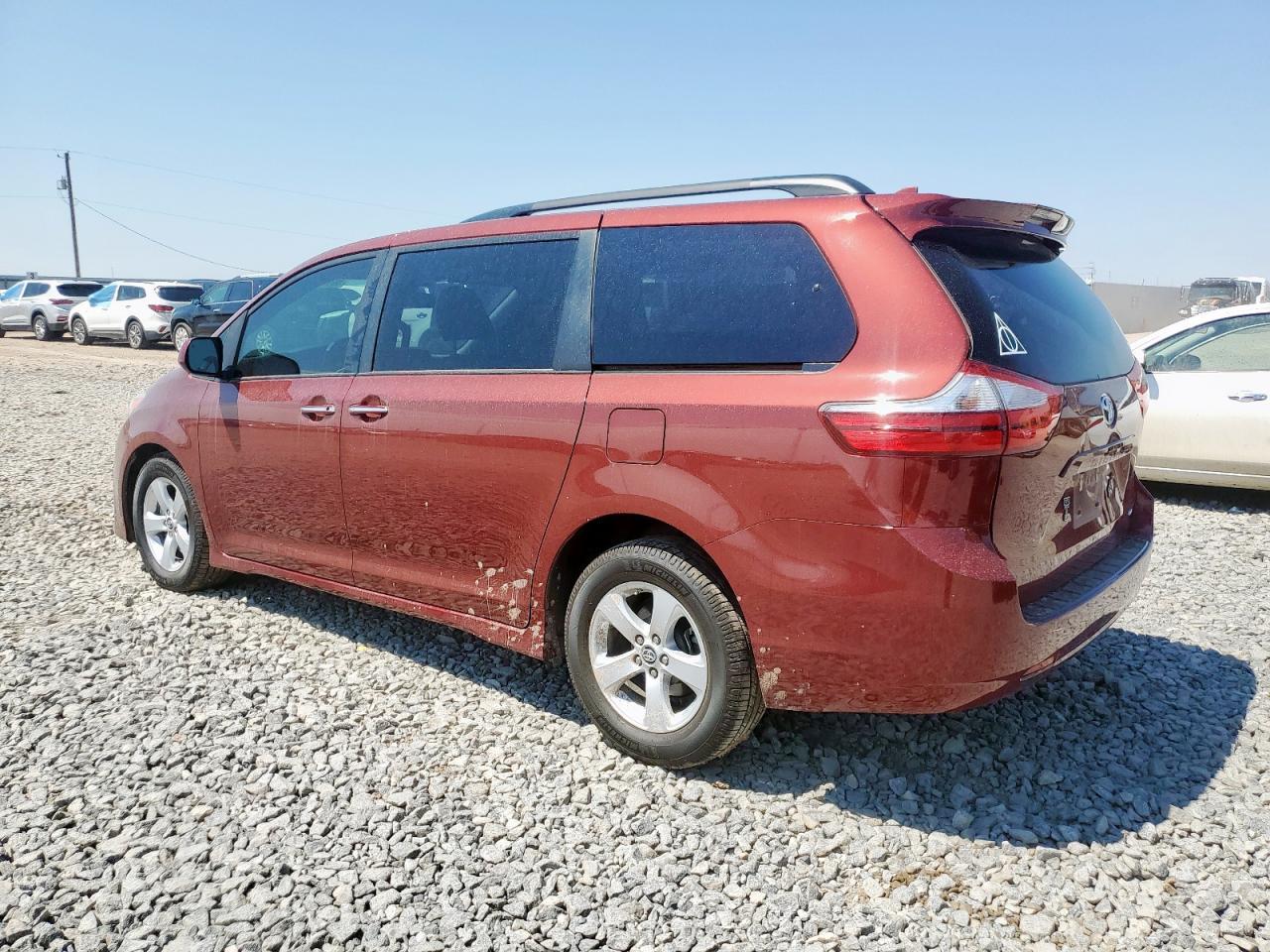 2019 TOYOTA SIENNA