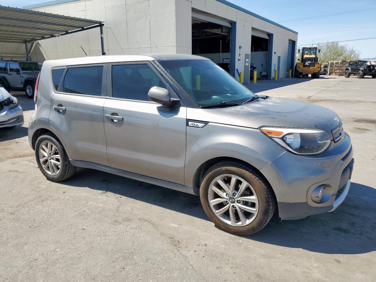 2017 KIA SOUL