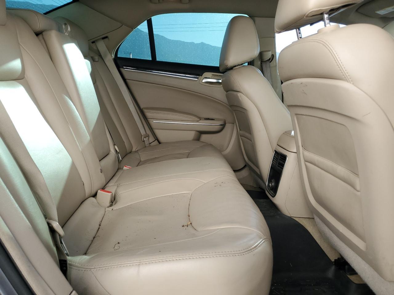 2012 CHRYSLER 300
