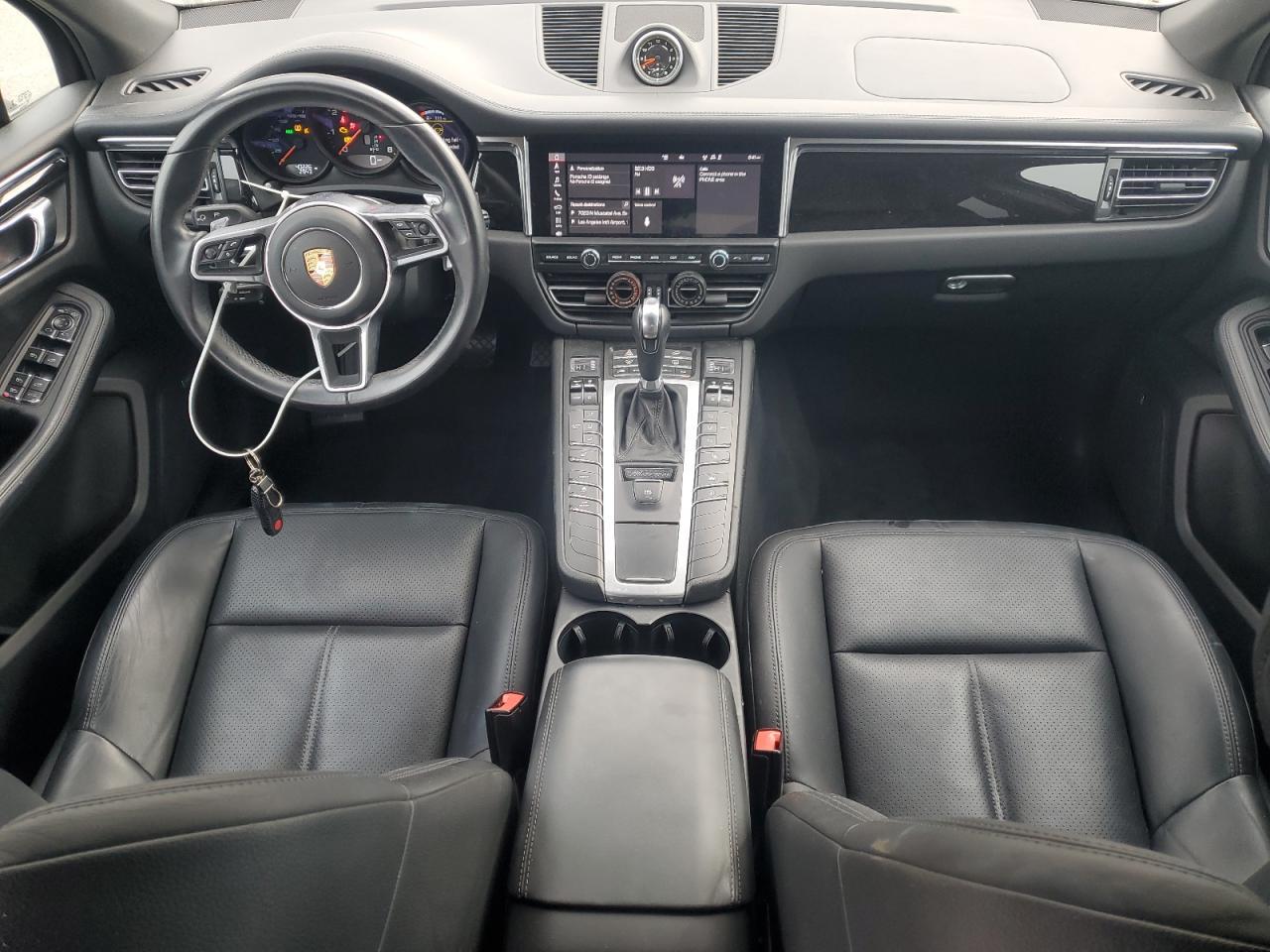 2021 PORSCHE Macan