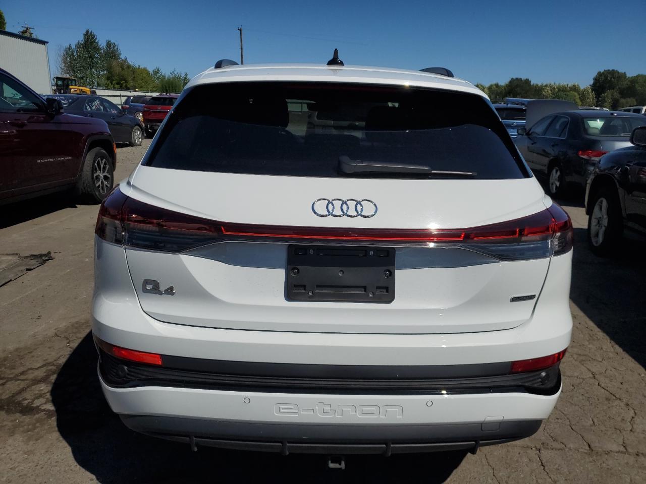 2024 AUDI Q4 e-tron
