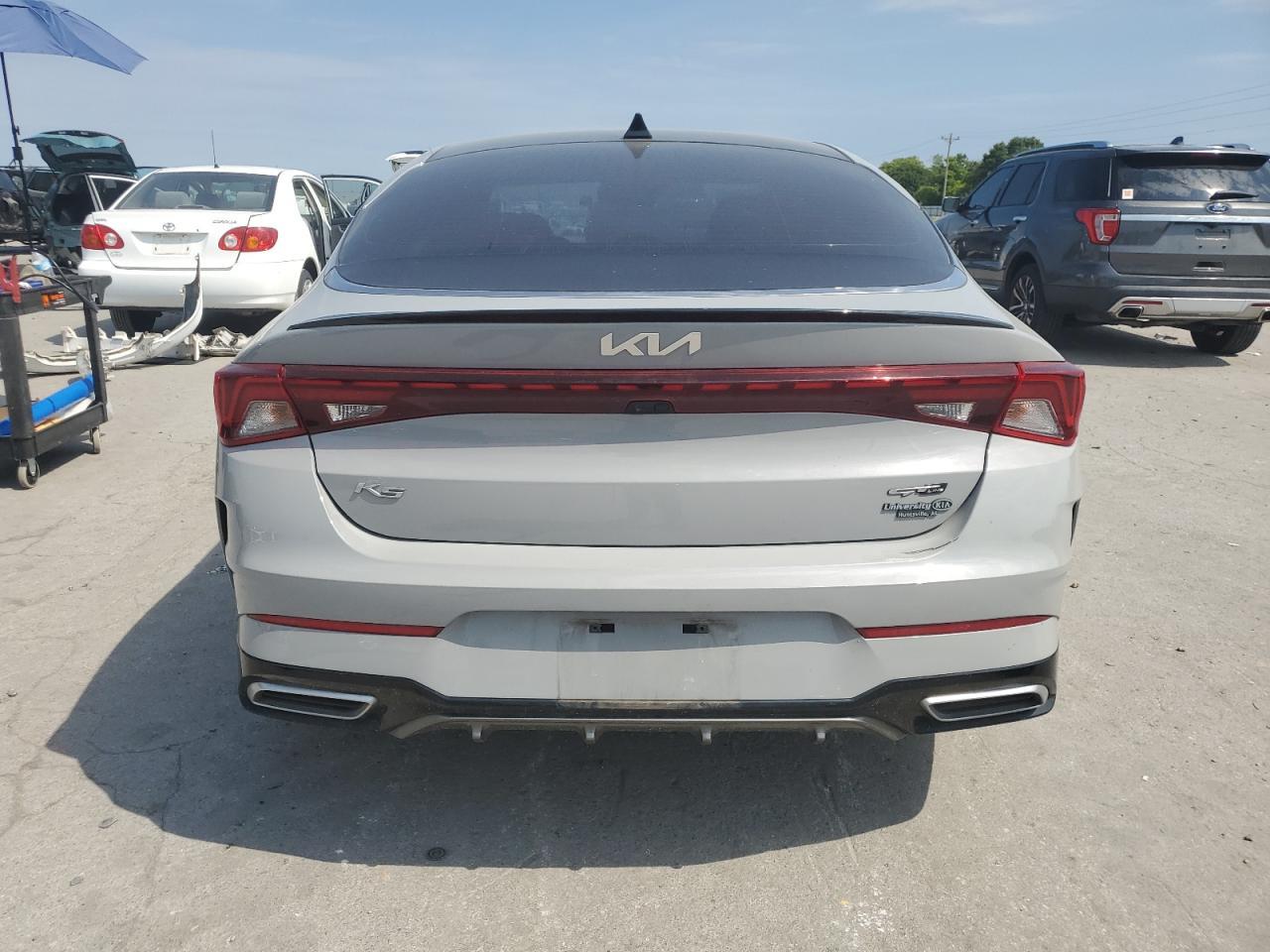 2022 KIA K5