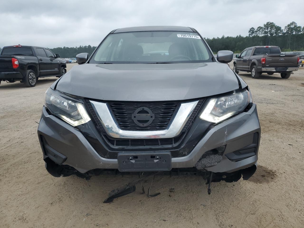 2017 NISSAN ROGUE