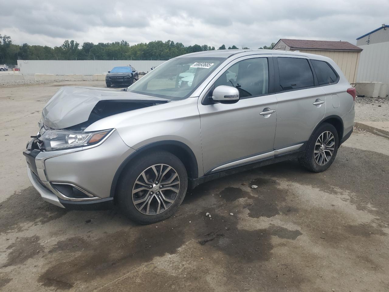 2018 MITSUBISHI outlander