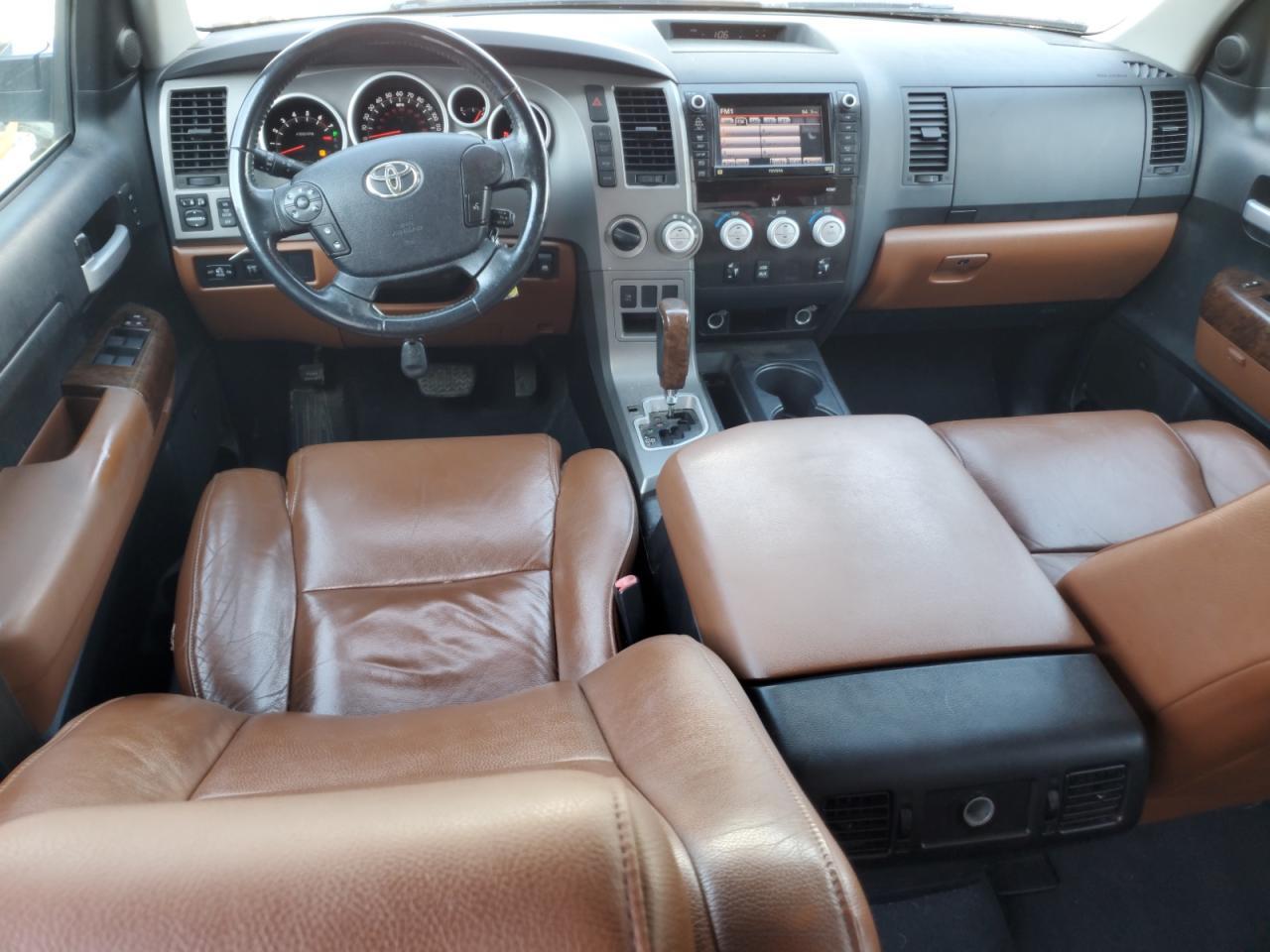 2011 TOYOTA TUNDRA