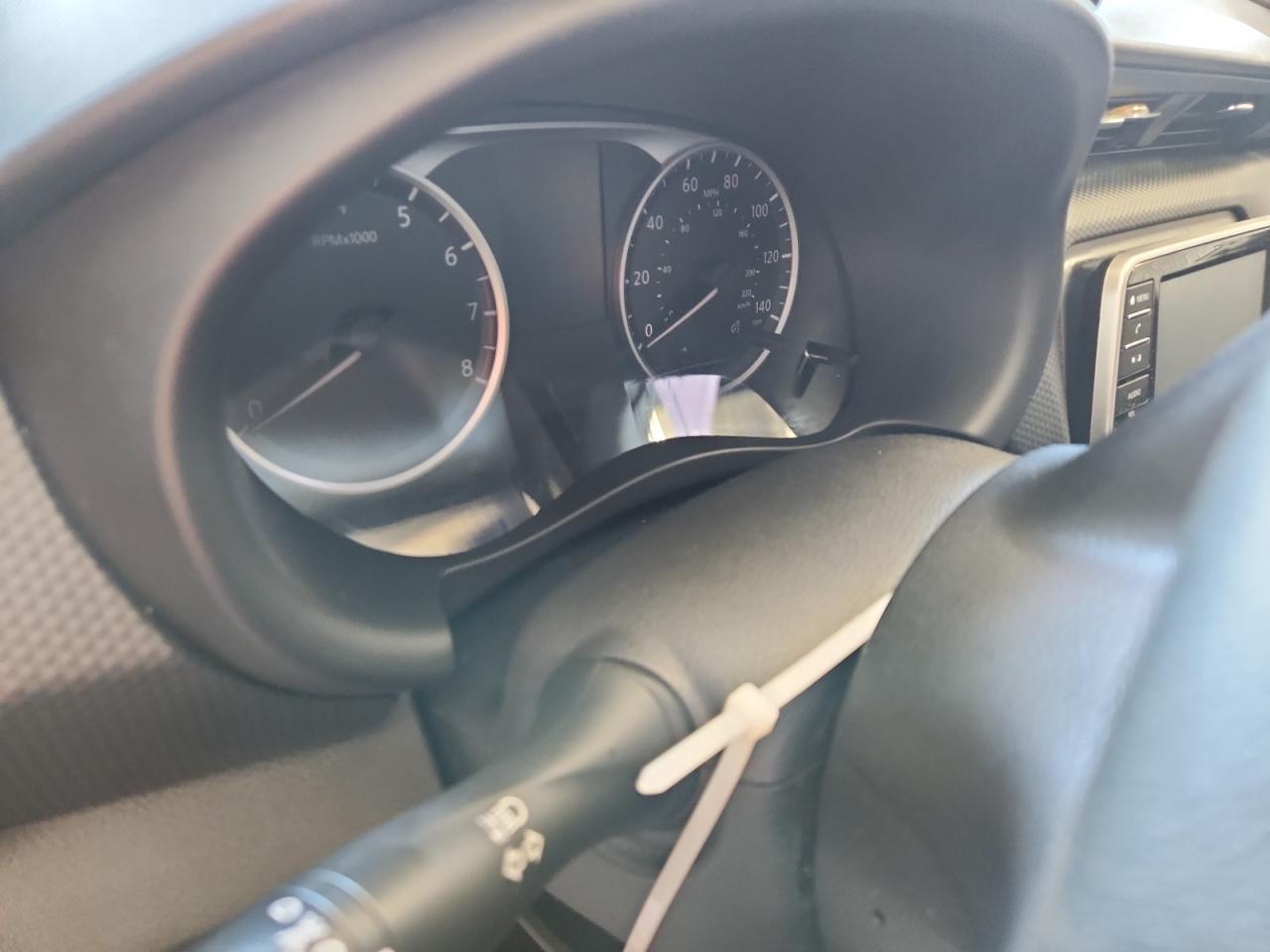 2023 NISSAN KICKS