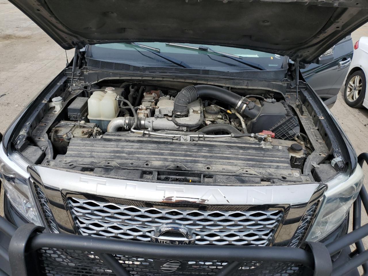 2016 NISSAN Titan