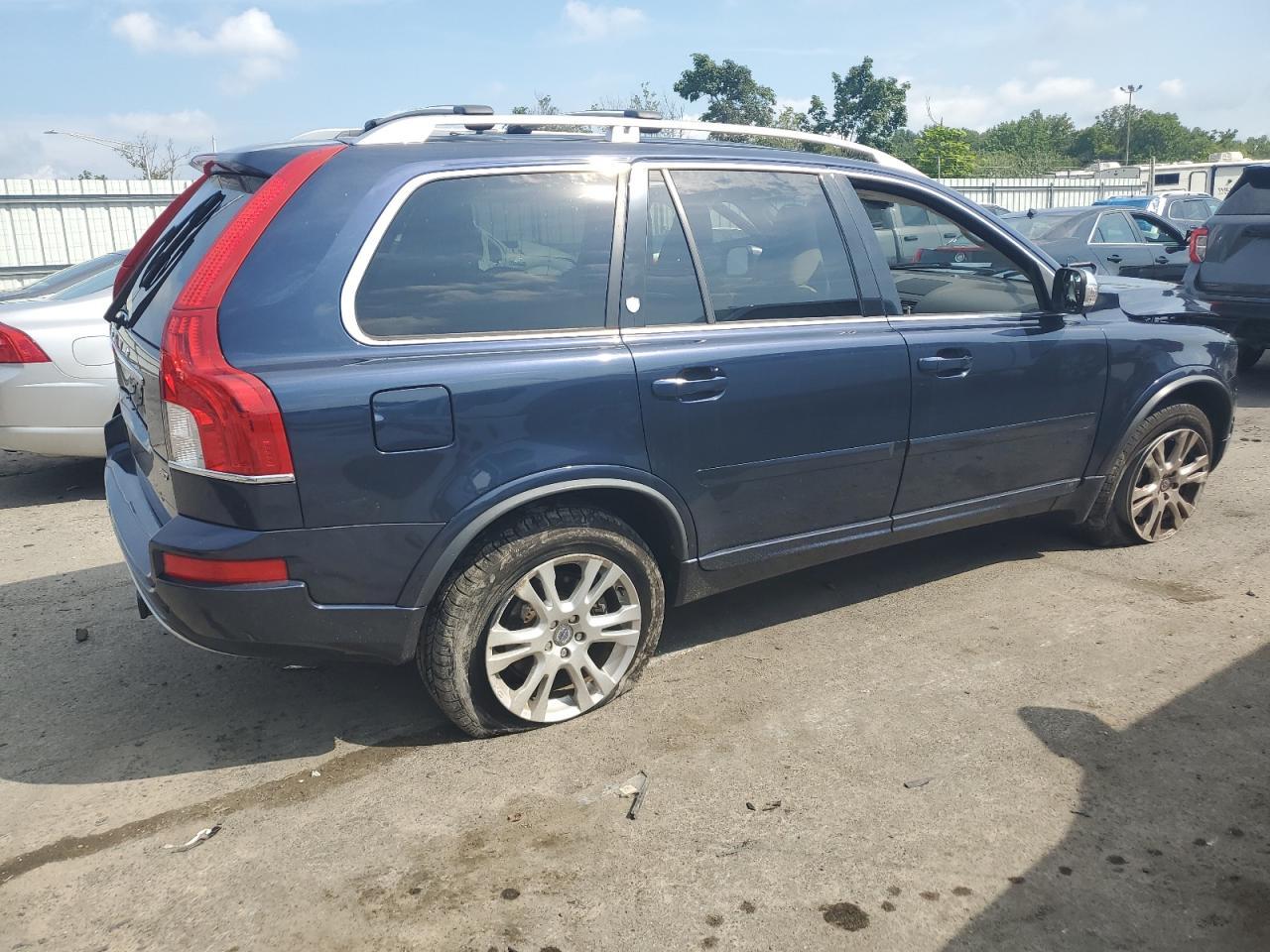 2014 VOLVO XC90