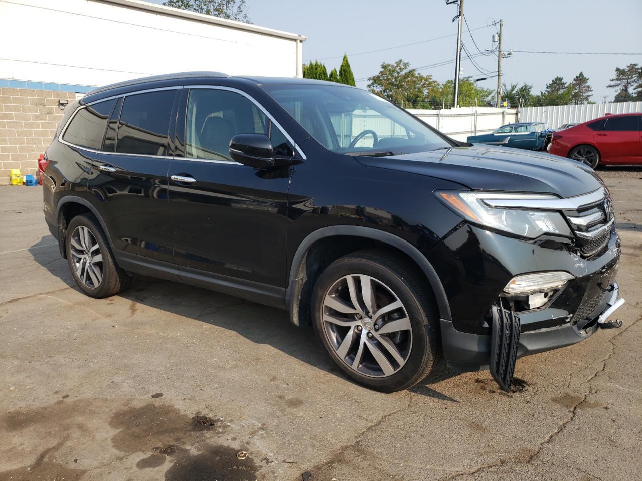 2017 HONDA PILOT