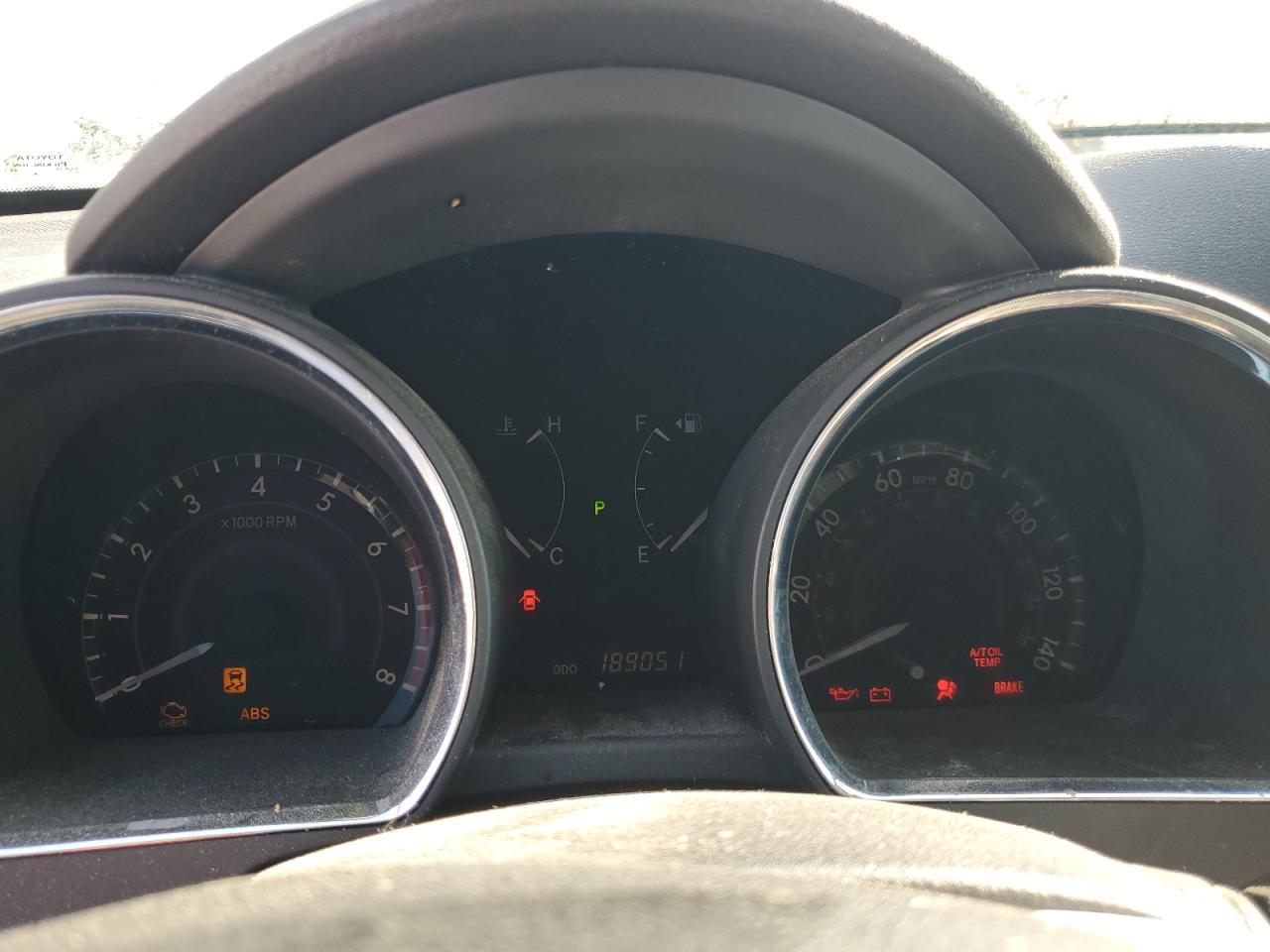2010 TOYOTA HIGHLANDER