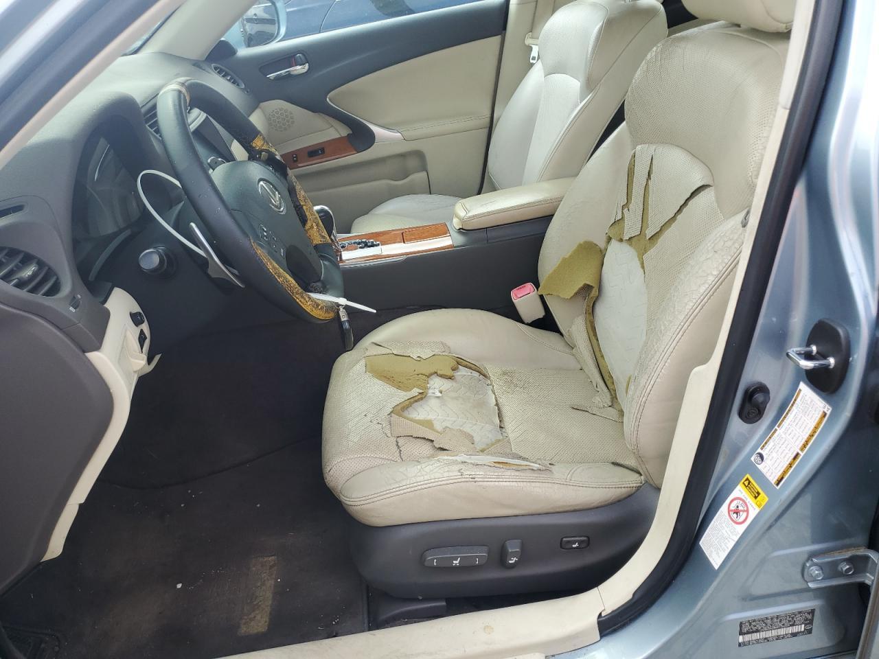 2009 LEXUS Is