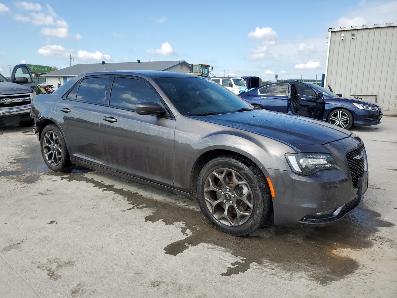 2016 CHRYSLER 300