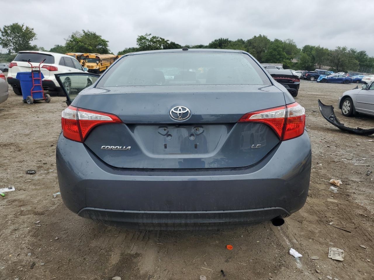 2015 TOYOTA COROLLA