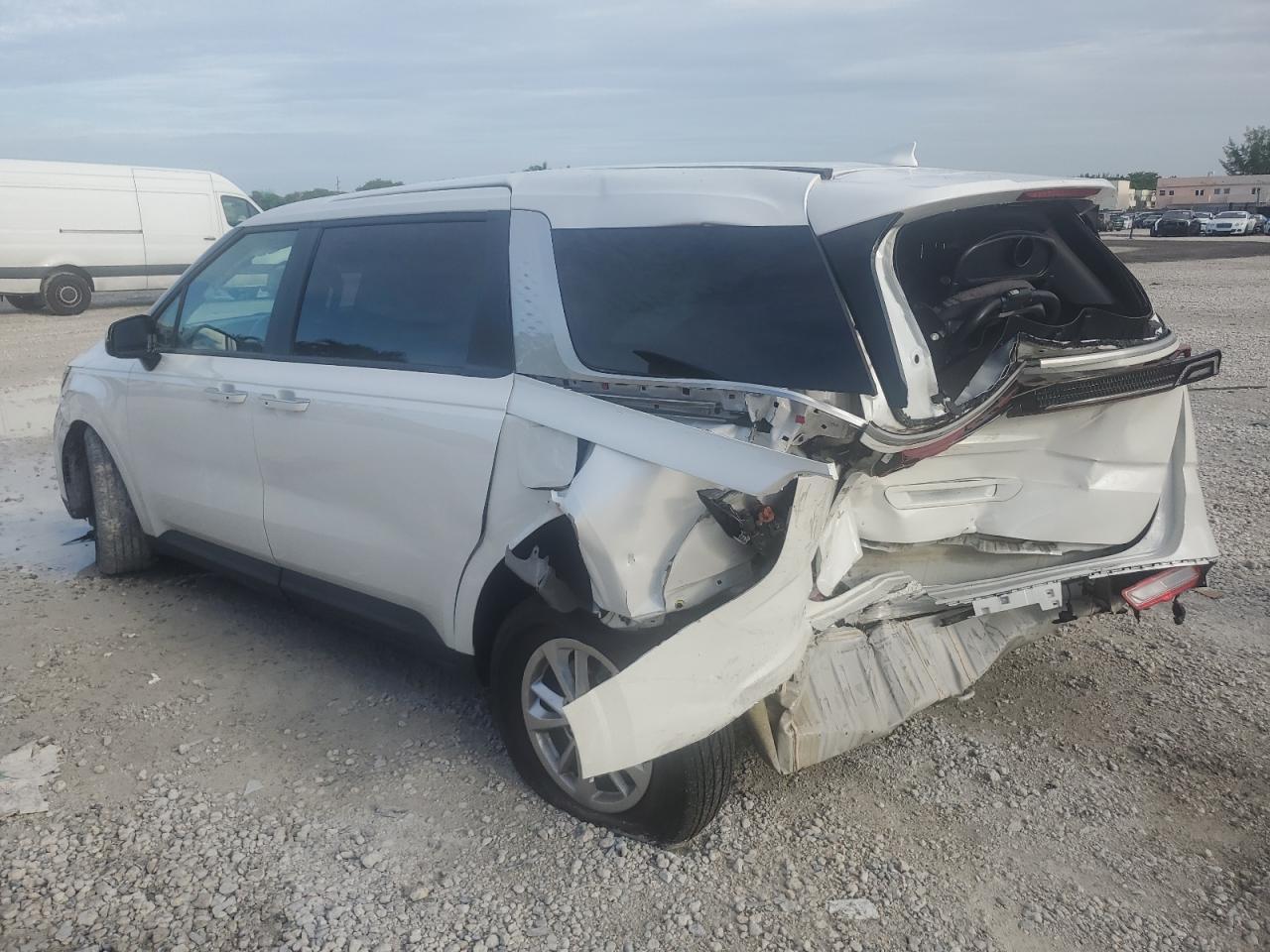 2023 KIA Carnival