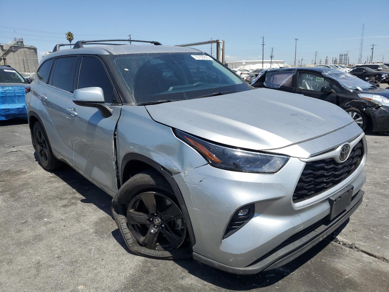 2022 TOYOTA HIGHLANDER
