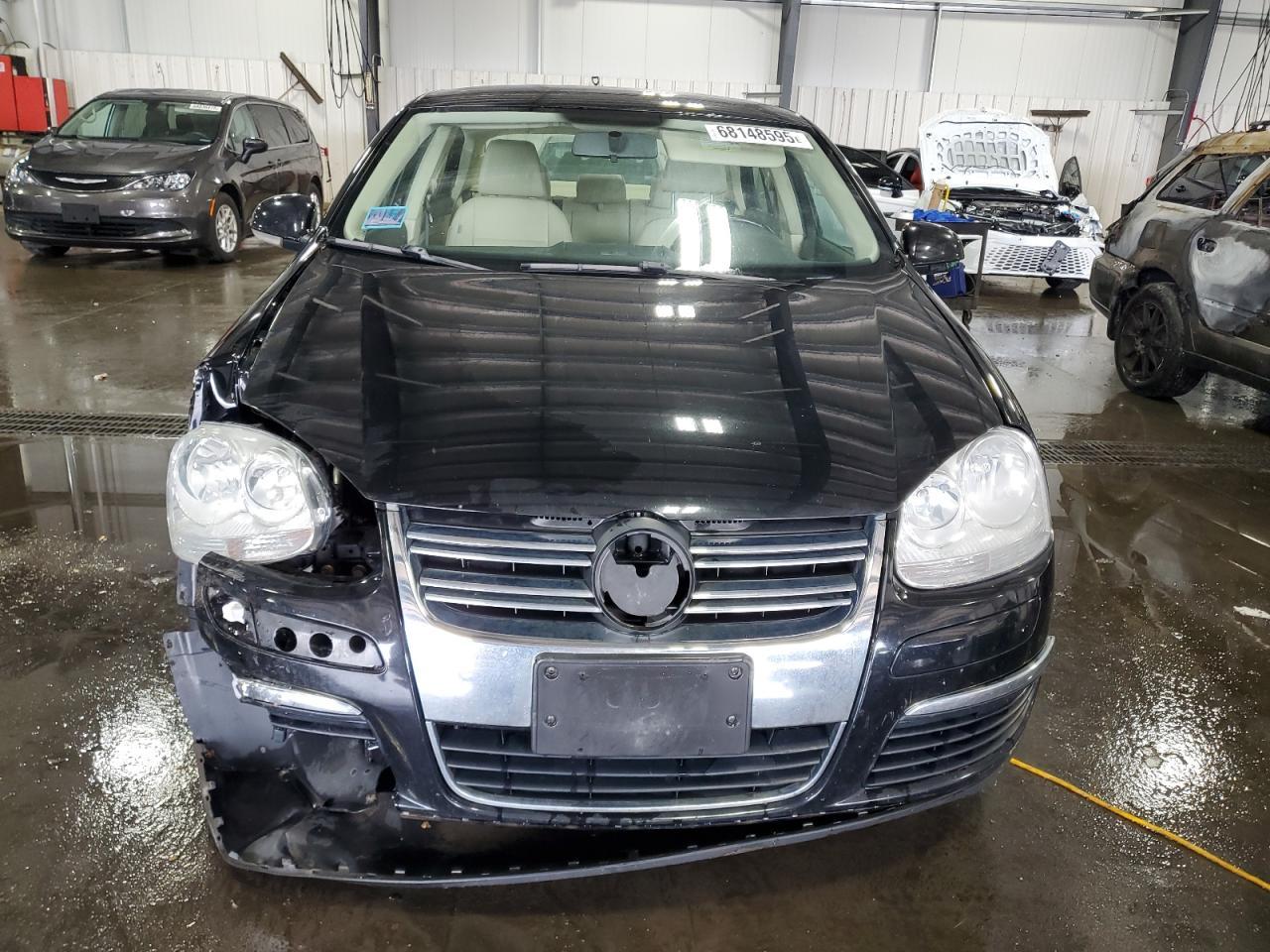 2010 VOLKSWAGEN JETTA