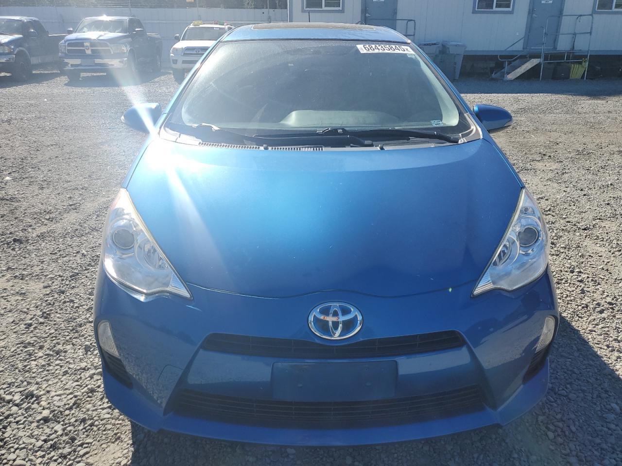 2014 TOYOTA Prius c